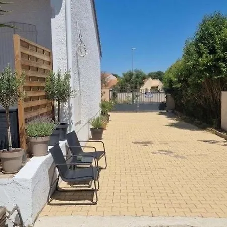 Maison De 10 Pers Avec Piscine * אגדה